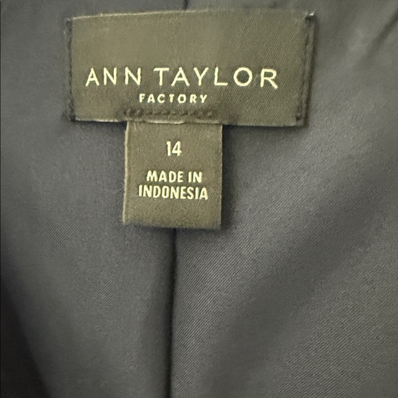 Ann Taylor Factory Checkered Women's Blazer - Picture 4 of 5